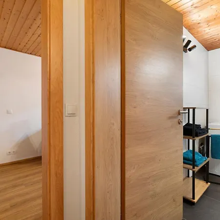 Apartment Winder 3 *